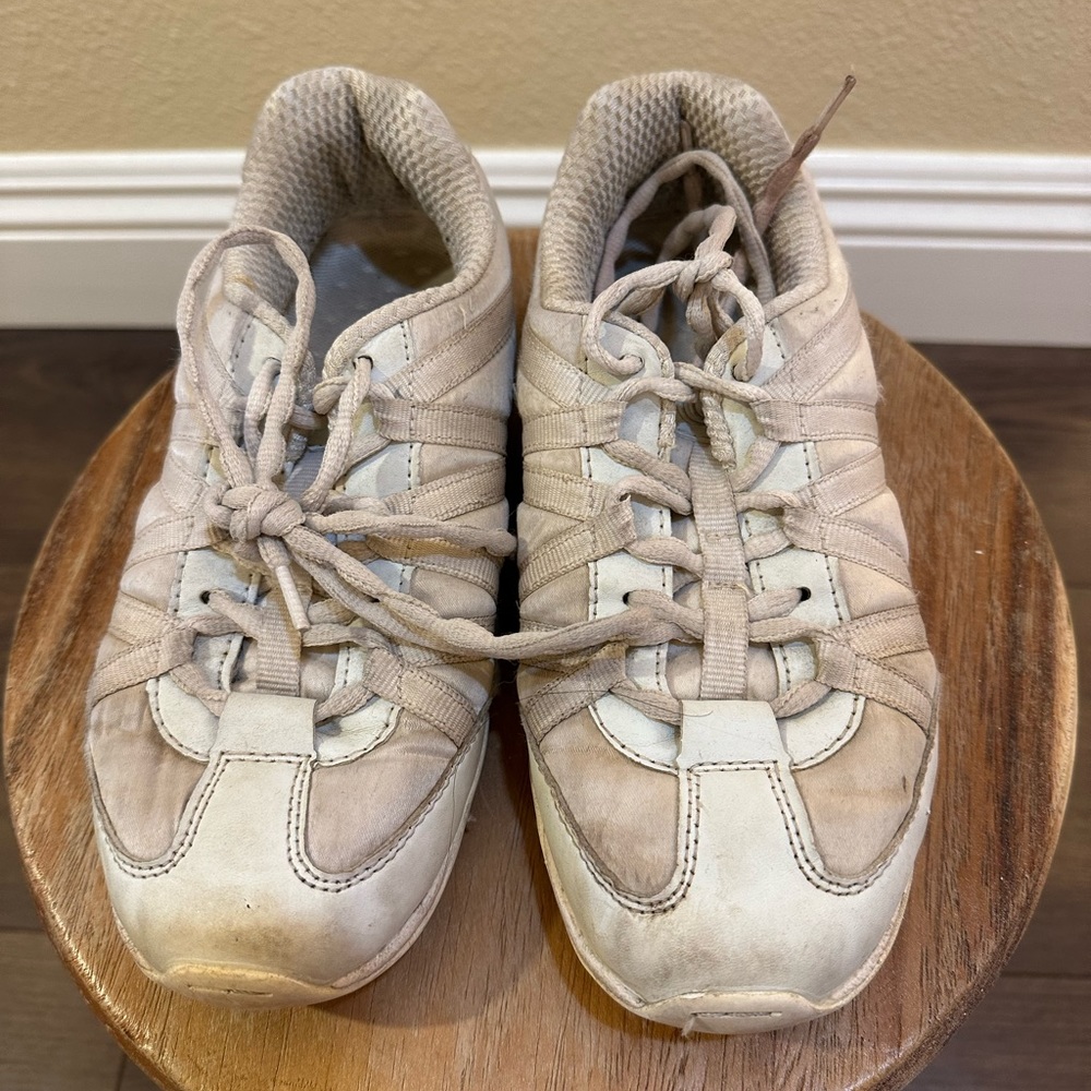 Chasse Cheer Shoes